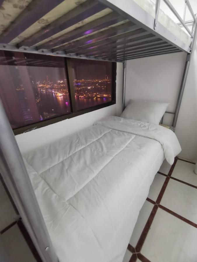 Cloud9 Hostel Dubai Dış mekan fotoğraf