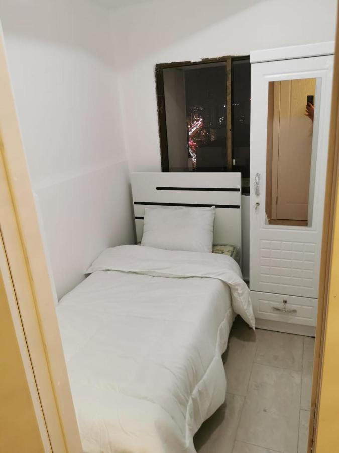 Cloud9 Hostel Dubai Dış mekan fotoğraf